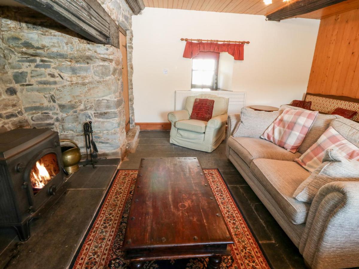 Ereiniog Llanfihangel-y-Pennant (Snowdonia)